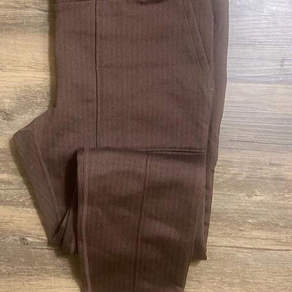 **FINAL SALE**  NWT Jacquard Knit Leggings (M)